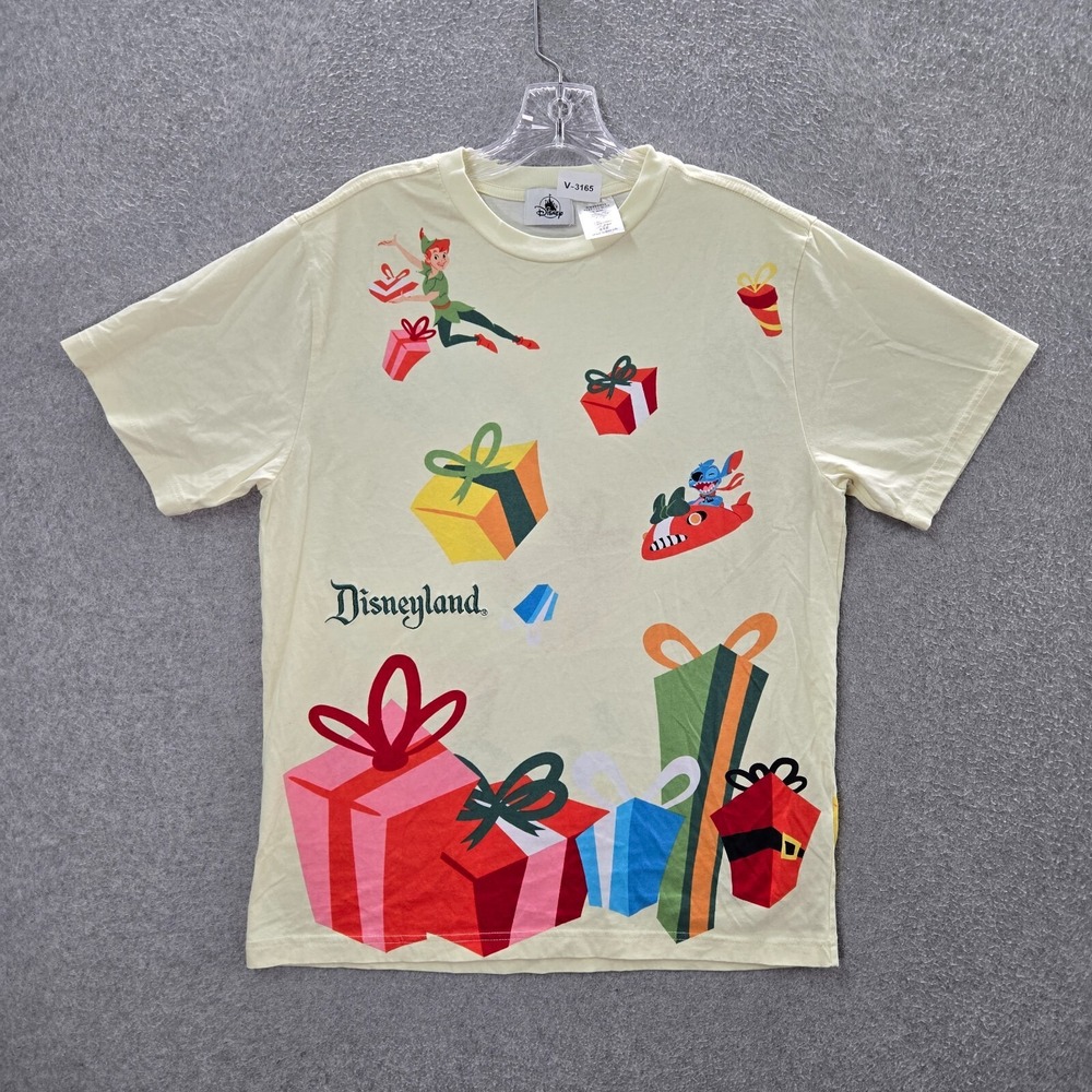 Disneyland Men Shirt Medium Yellow Classic Christmas Graphic Short Sleeve